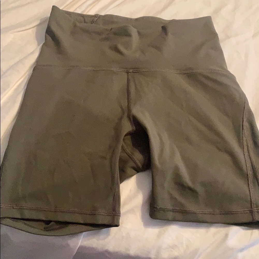 Spandex olive green lulu